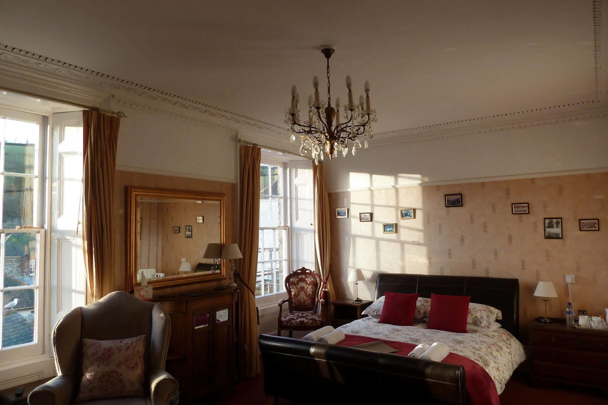 Buckingham House Bed & Breakfast Mevagissey Exterior photo